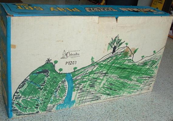 This is the back of the same Batman playset box before